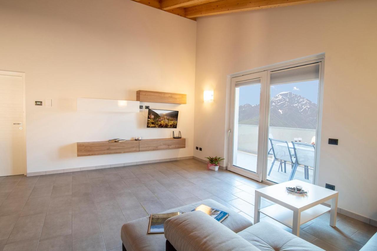 Attico Bella Vista Apartment Dubino Luaran gambar